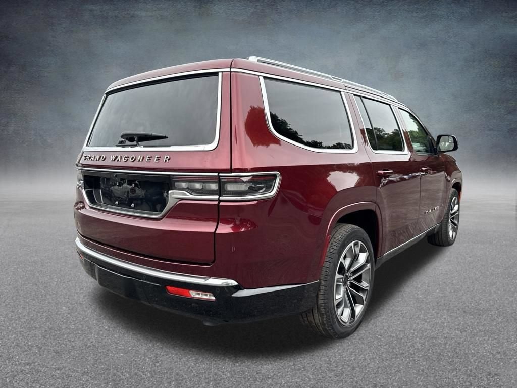 Used 2025 Jeep Grand Wagoneer Series III w/ Rear Seat Video Group 1 AWD/4WD image 8