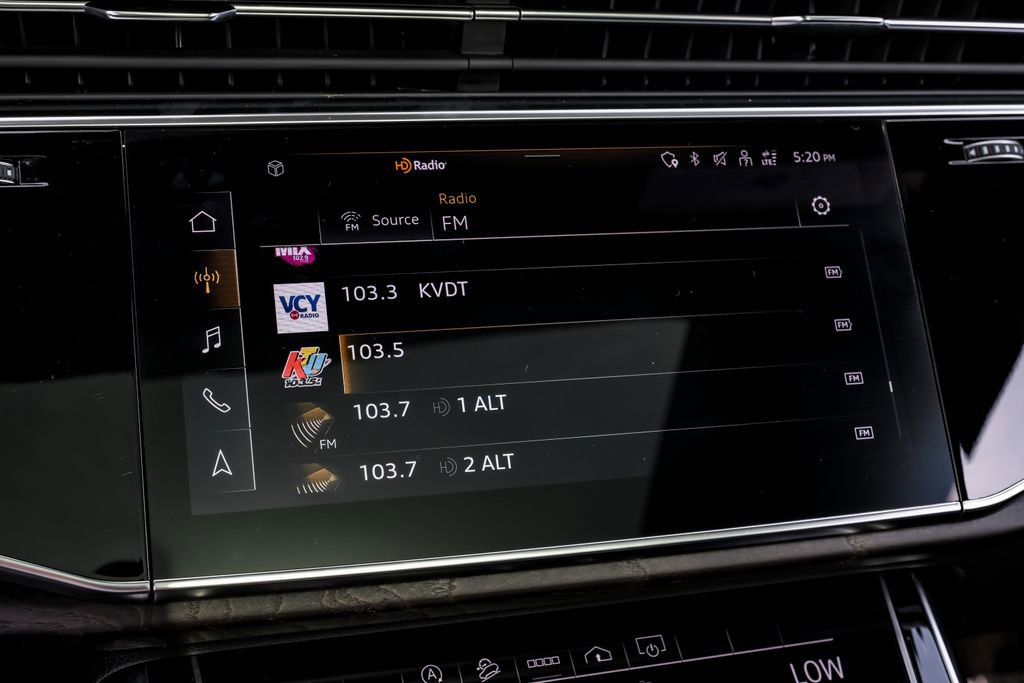 Used 2022 Audi Q8 Premium Plus image 29