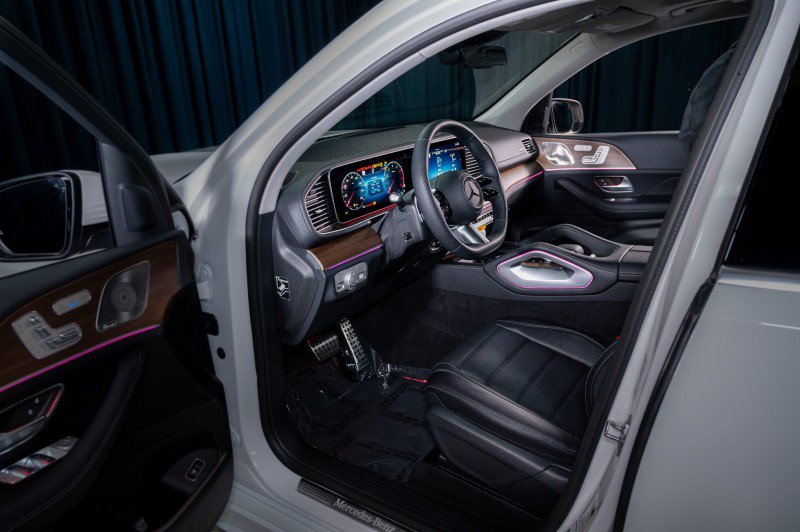 New 2026 Mercedes-Benz GLS 450 4MATIC image 11