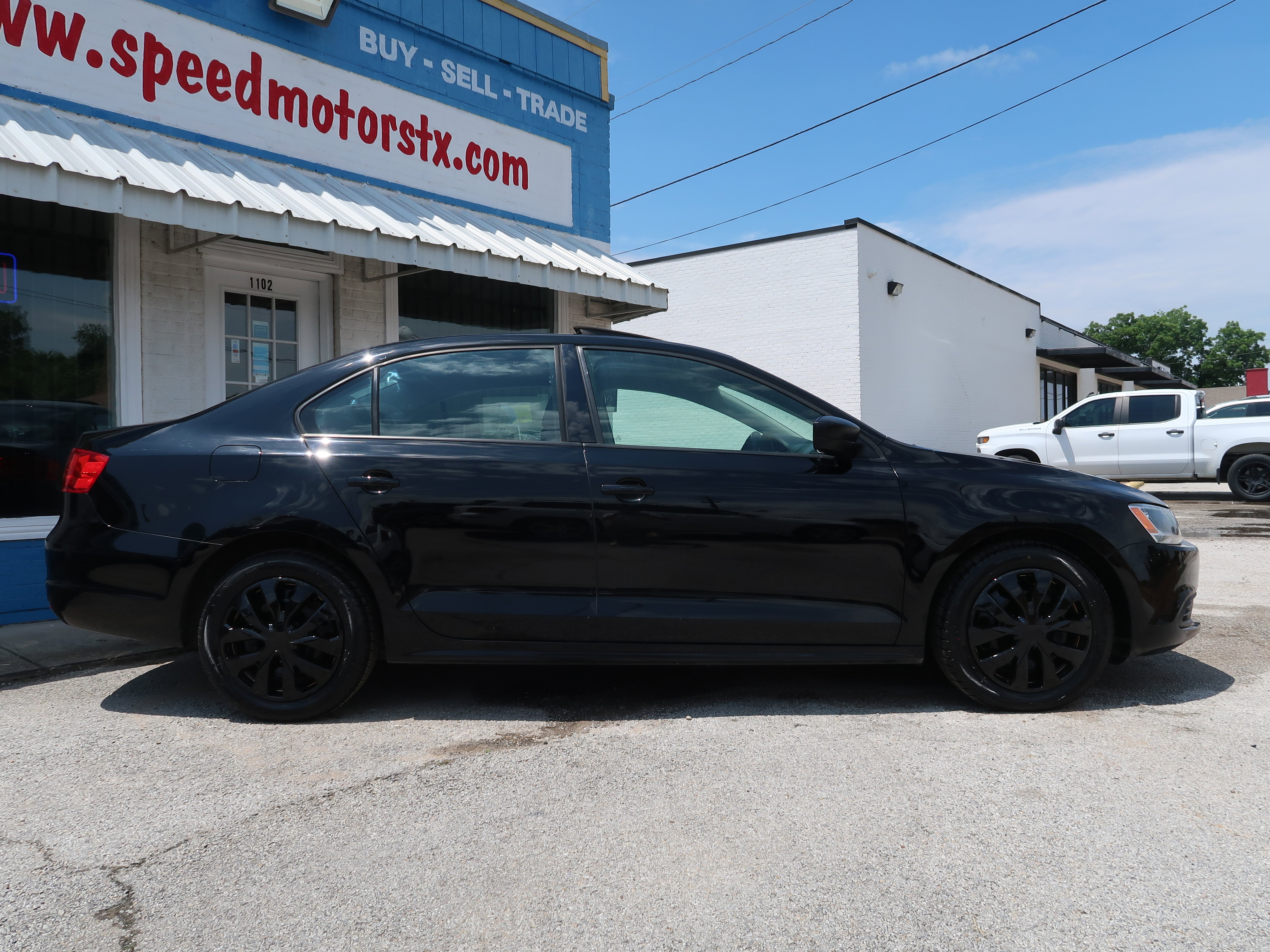 Used 2012 Volkswagen Jetta S FWD image 4