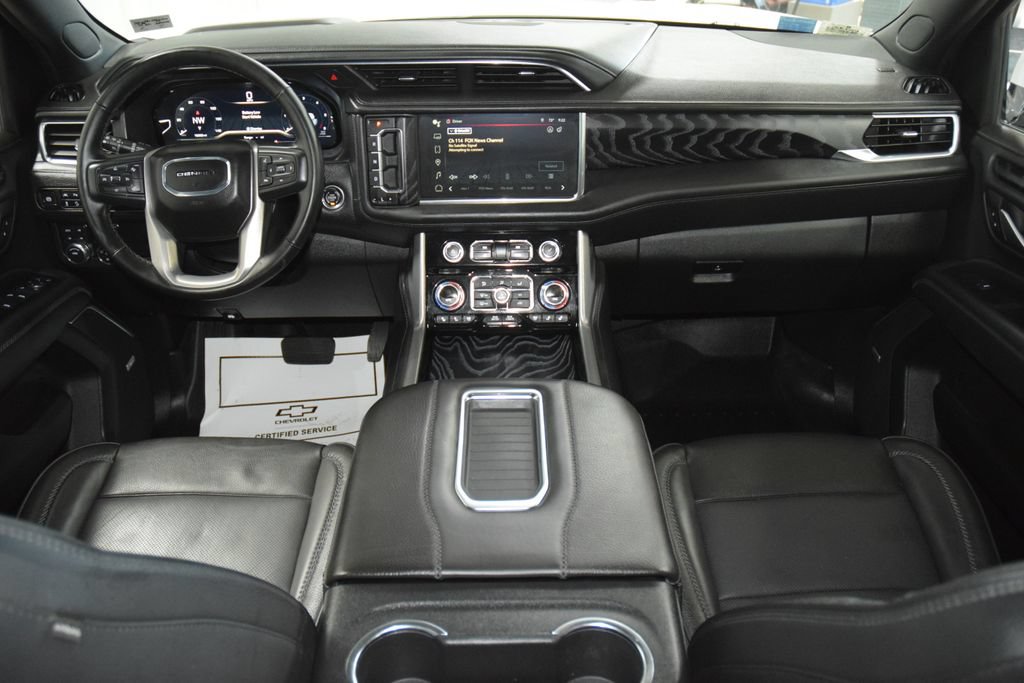 Used 2024 GMC Yukon XL Denali AWD/4WD image 33