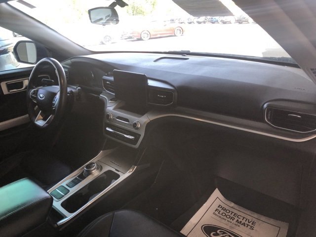 Used 2020 Ford Explorer XLT w/ Equipment Group 202A image 17