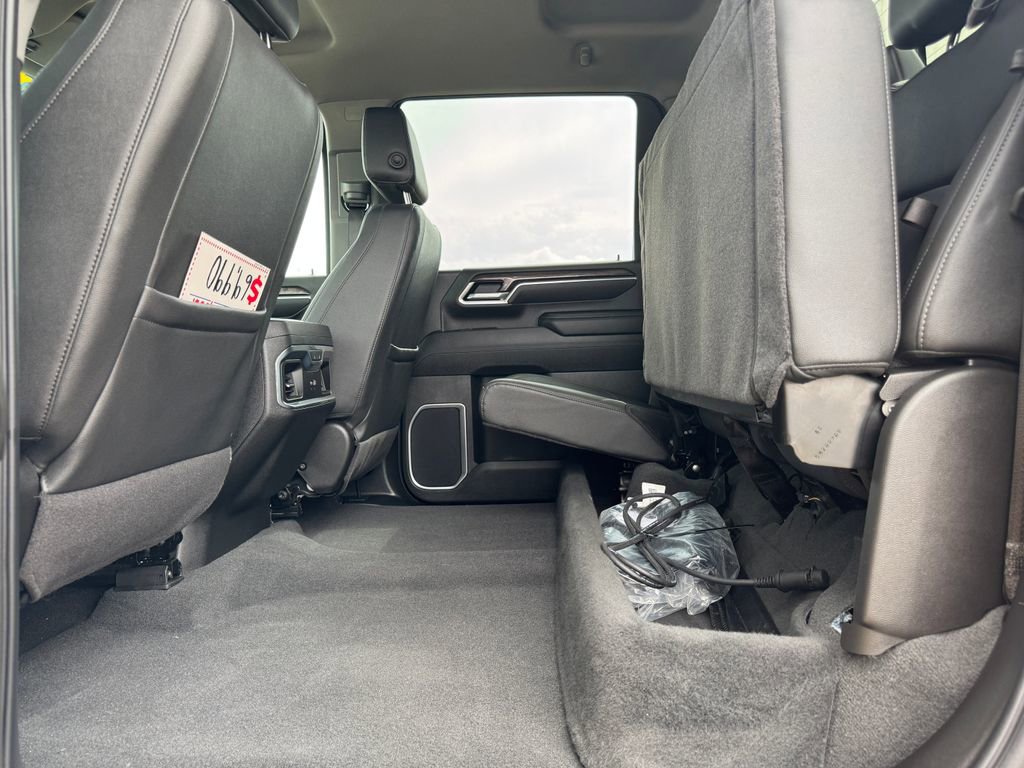 Used 2025 Chevrolet Silverado 3500 LTZ w/ LTZ Premium Package image 41