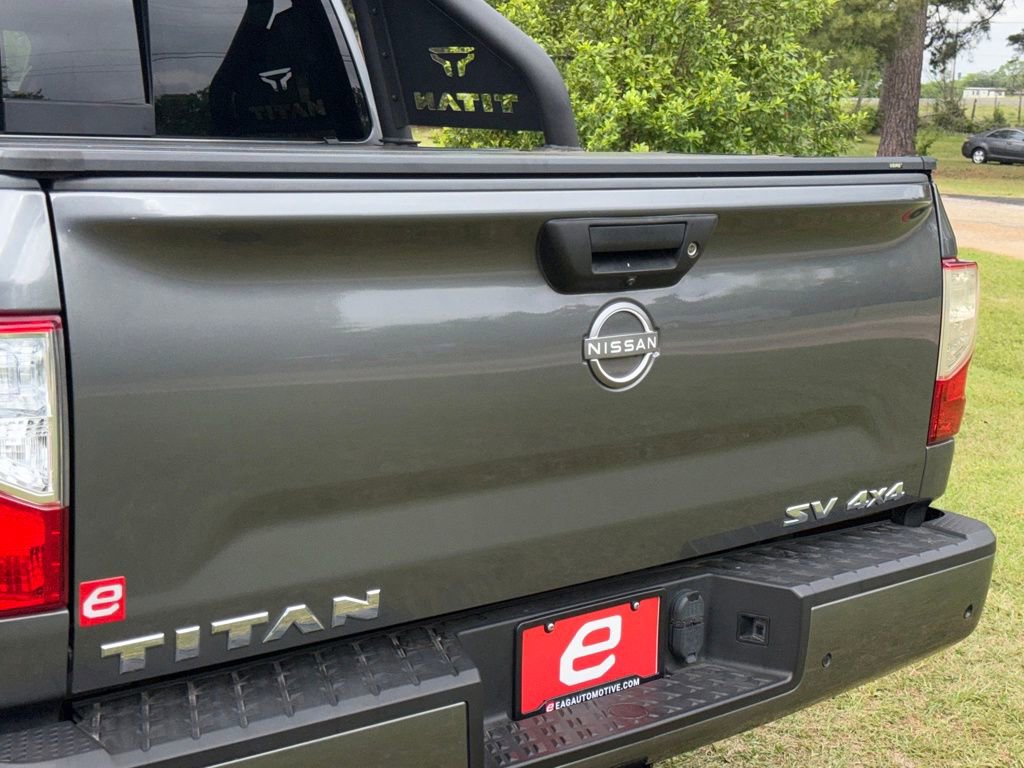 Used 2023 Nissan Titan SV w/ SV Convenience Package image 48