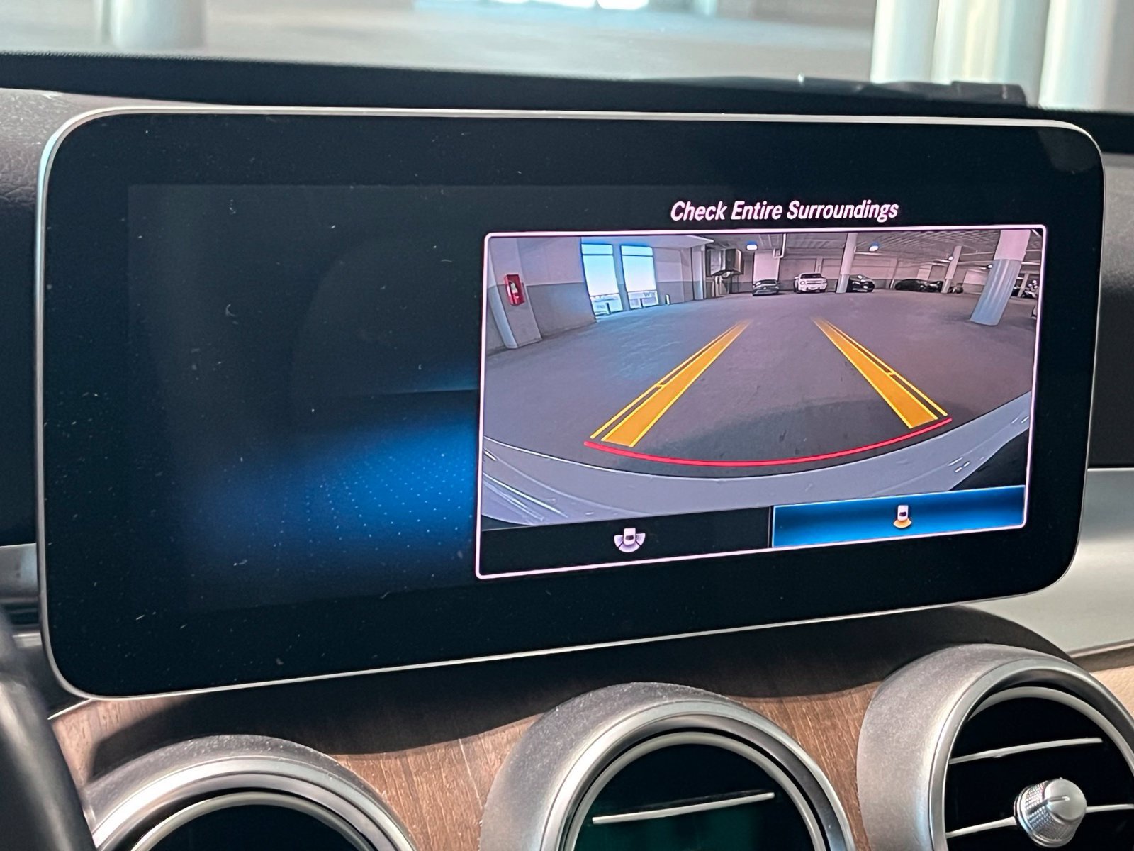 Used 2020 Mercedes-Benz C 300 4MATIC Sedan image 23