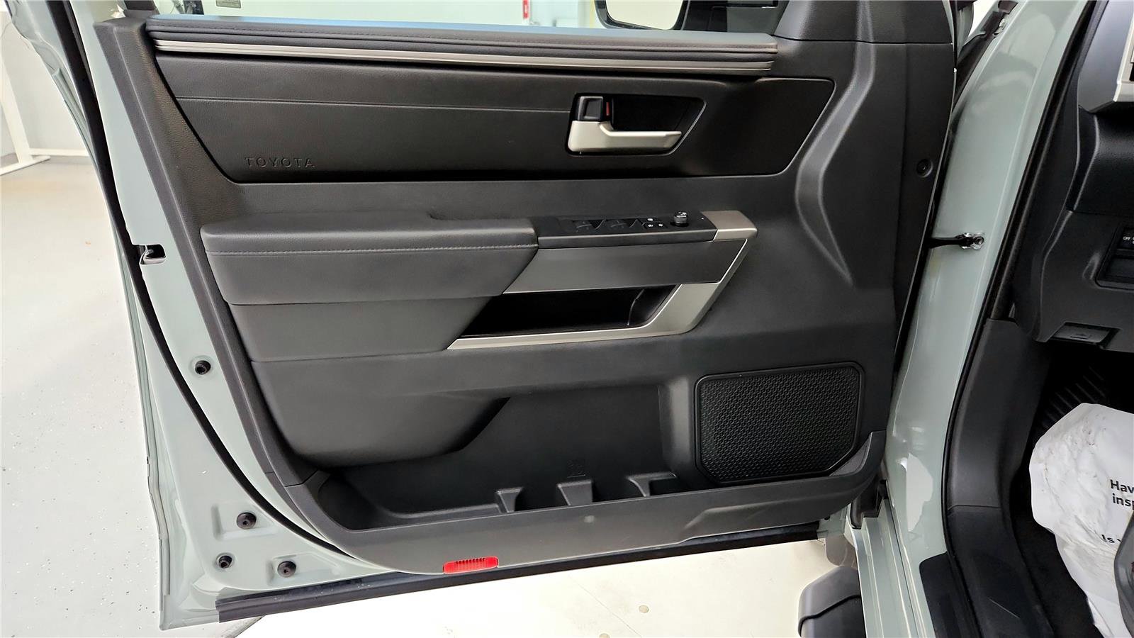 Used 2025 Toyota Tundra SR5 image 32