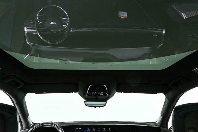 New 2025 Cadillac Escalade IQ Luxury 2 image 18