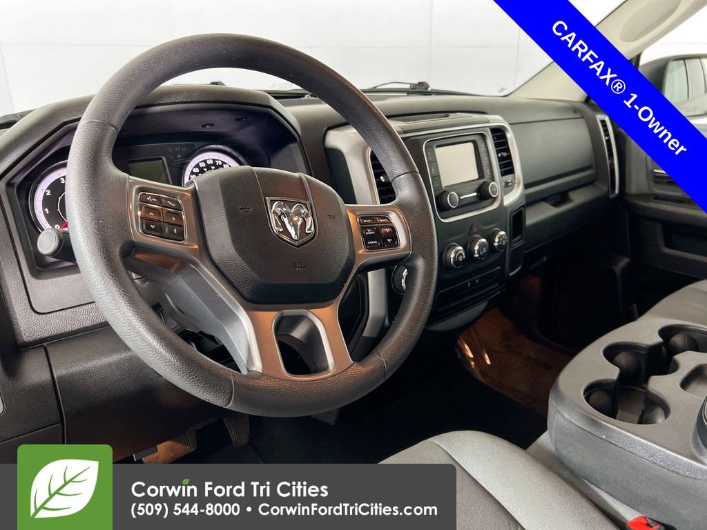 Used 2024 RAM 1500 Classic SLT image 3