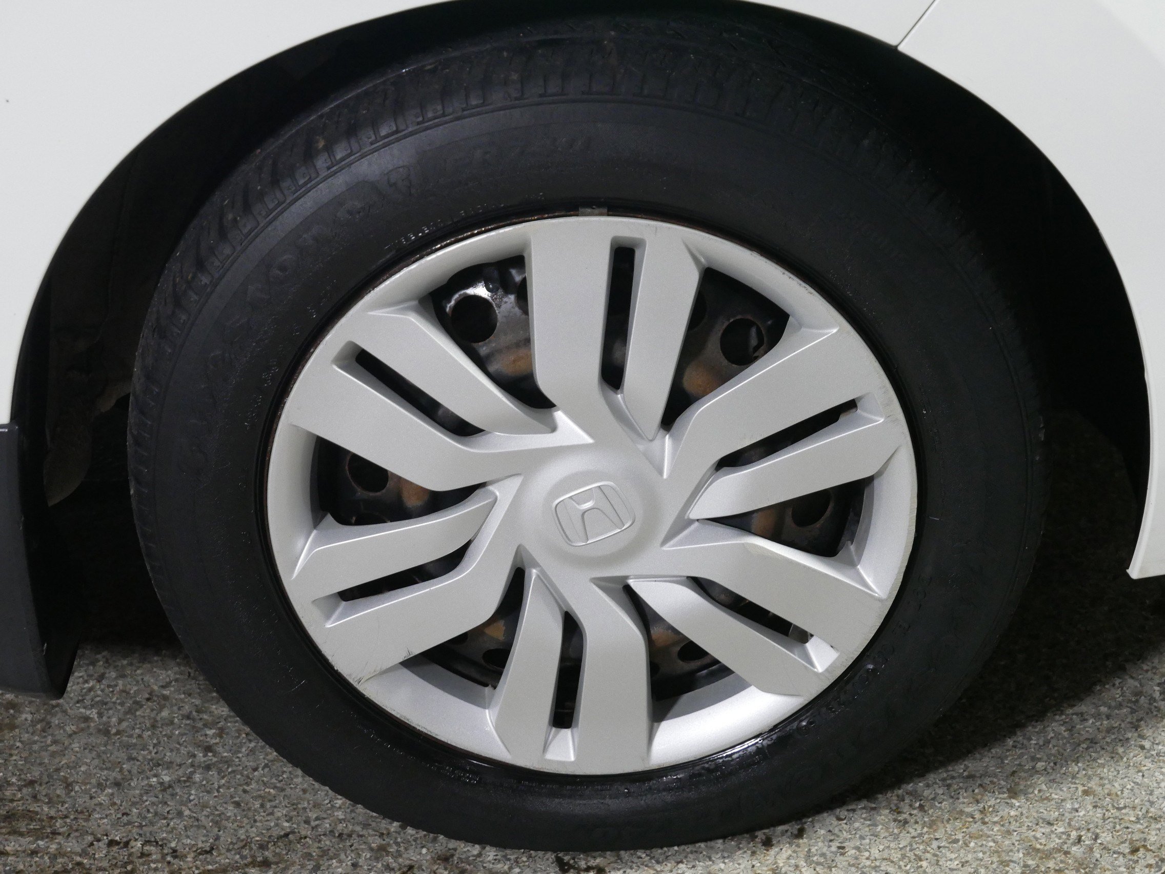 Used 2016 Honda Fit LX image 15
