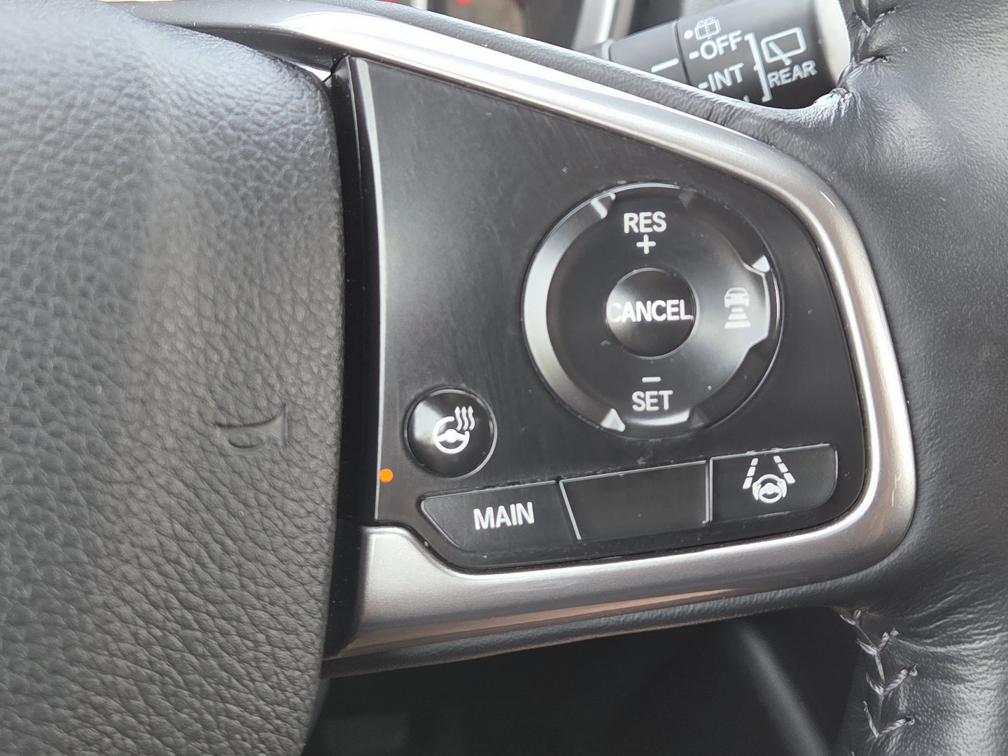 Used 2022 Honda CR-V Touring image 10