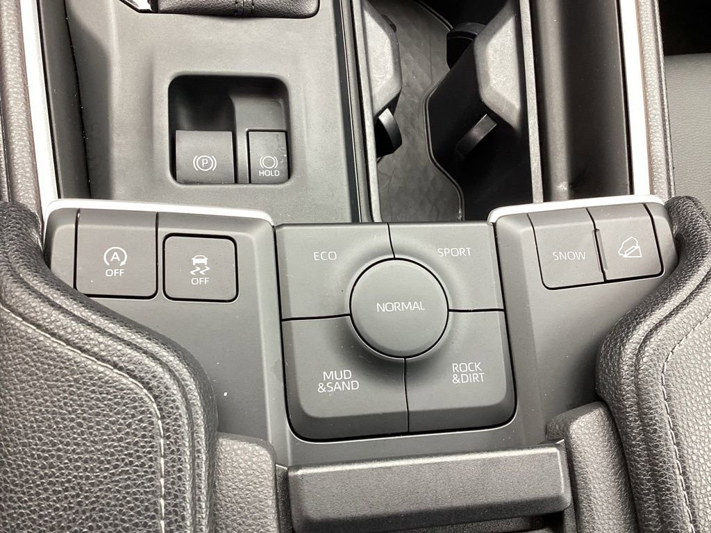 Used 2025 Toyota Grand Highlander AWD image 33