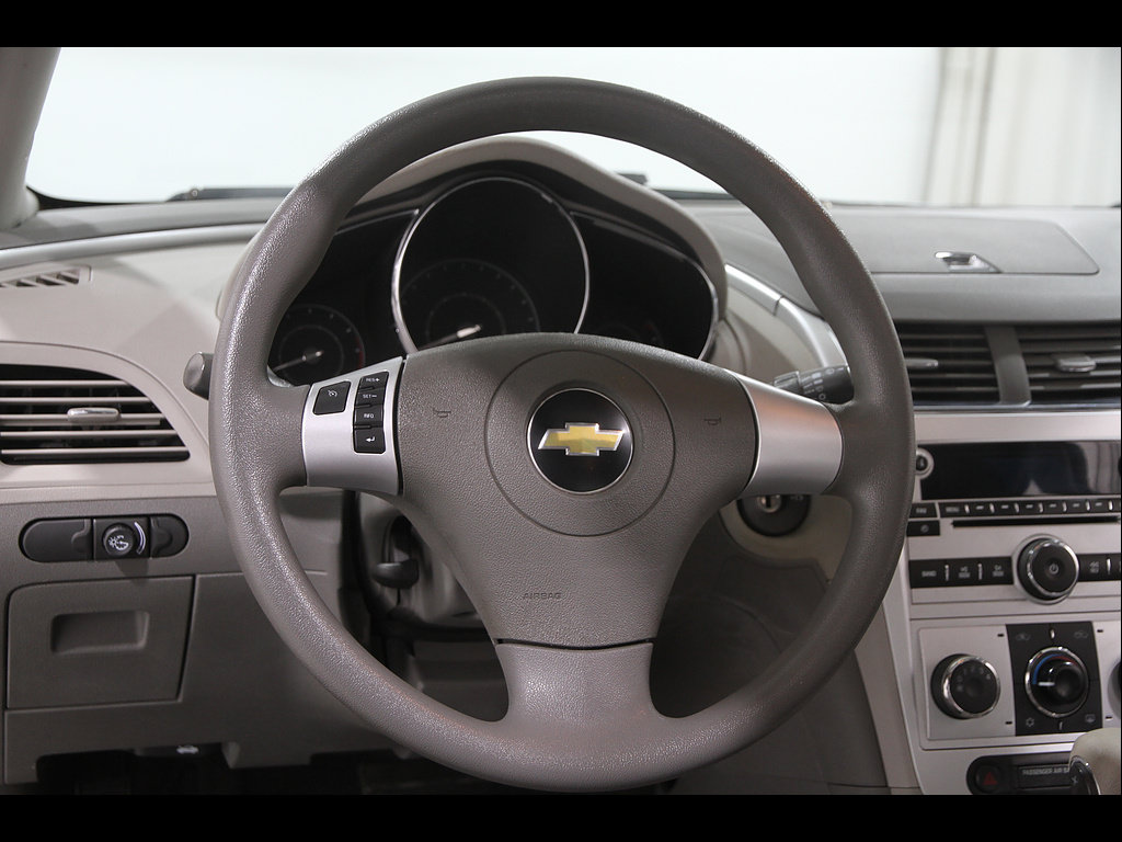 Used 2011 Chevrolet Malibu LS FWD image 7