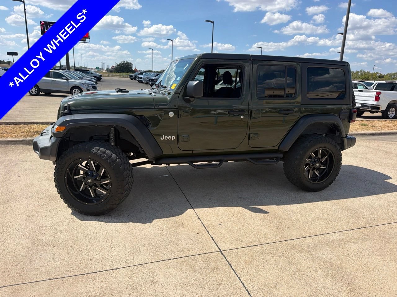 Used 2021 Jeep Wrangler Unlimited Sport AWD/4WD image 2
