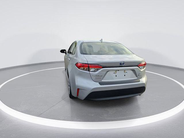 Certified 2025 Toyota Corolla LE FWD image 8