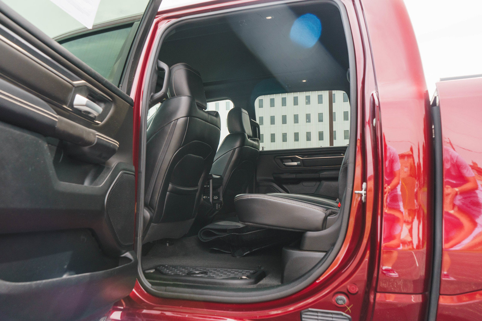 Used 2020 RAM 1500 Sport w/ Level 2 Equipment Goup w/2_L AWD/4WD image 14