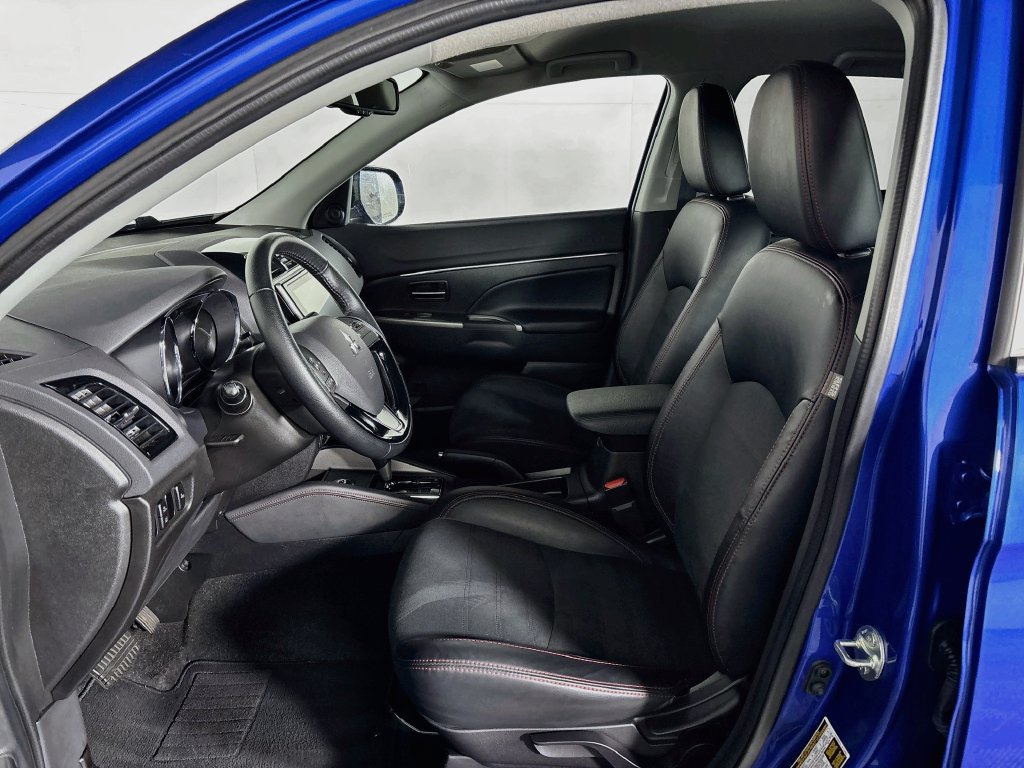 Used 2024 Mitsubishi Outlander Sport SE AWD/4WD image 11