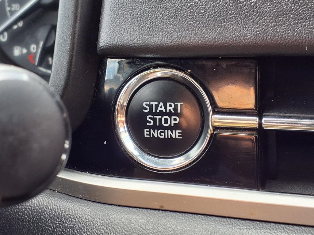 Used 2022 Mitsubishi Outlander ES FWD image 8