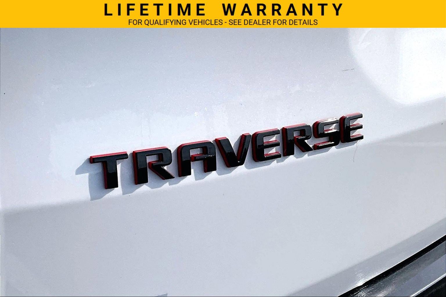 Used 2023 Chevrolet Traverse Premier w/ Redline Edition AWD/4WD image 8