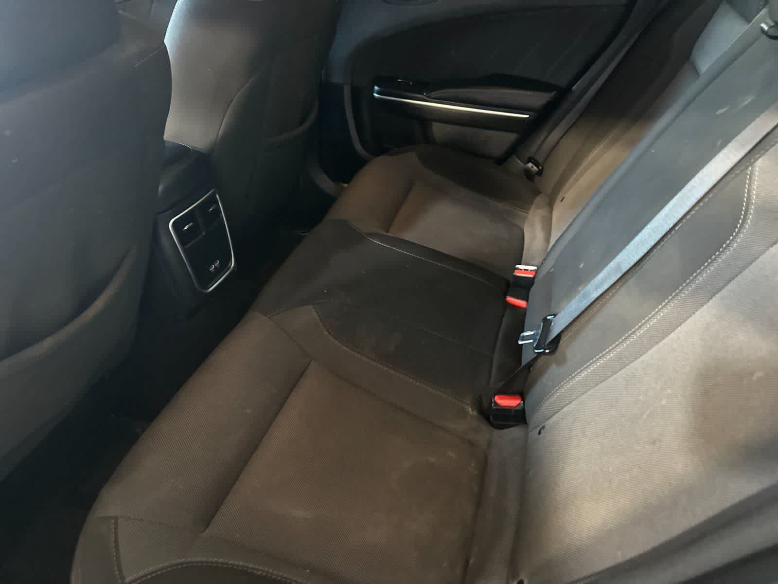 Used 2022 Dodge Charger SXT RWD image 5