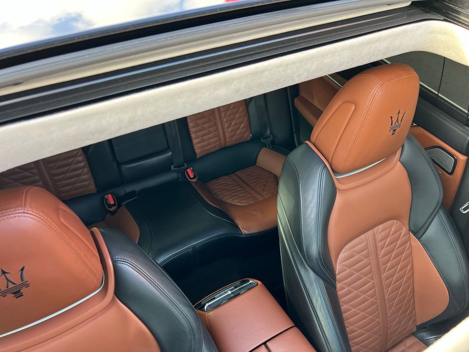 Used 2019 Maserati Quattroporte GTS GranLusso image 13