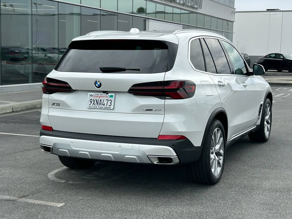 Used 2026 BMW X5 sDrive40i w/ Parking Assistance Package RWD image 5