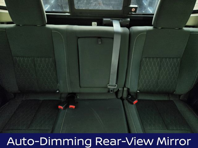 Used 2019 Nissan Titan SV w/ SV Convenience Package AWD/4WD image 17