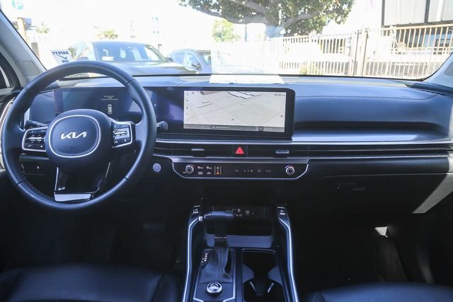 Used 2024 Kia Sorento S w/ Panoramic Sunroof Package image 8
