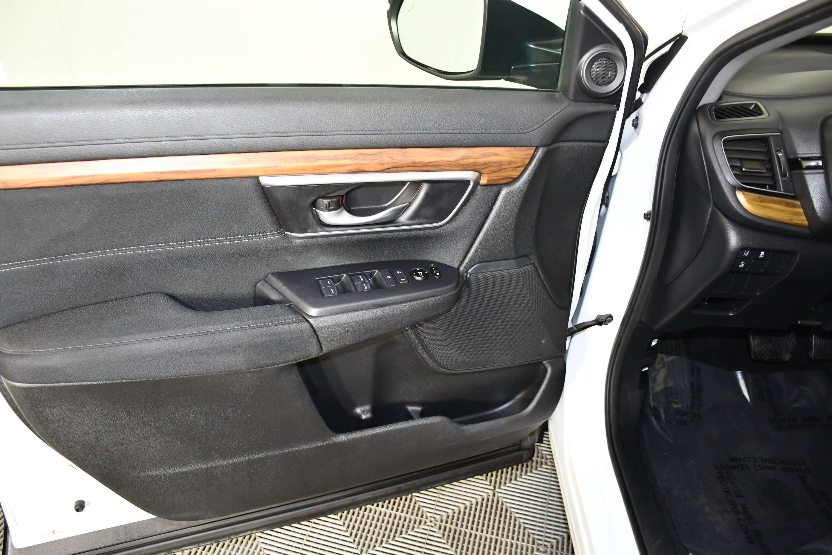 Used 2019 Honda CR-V EX image 36