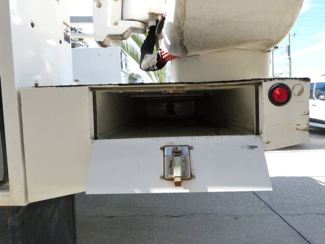 Used 2016 Ford F550 4x4 Regular Cab Super Duty image 18