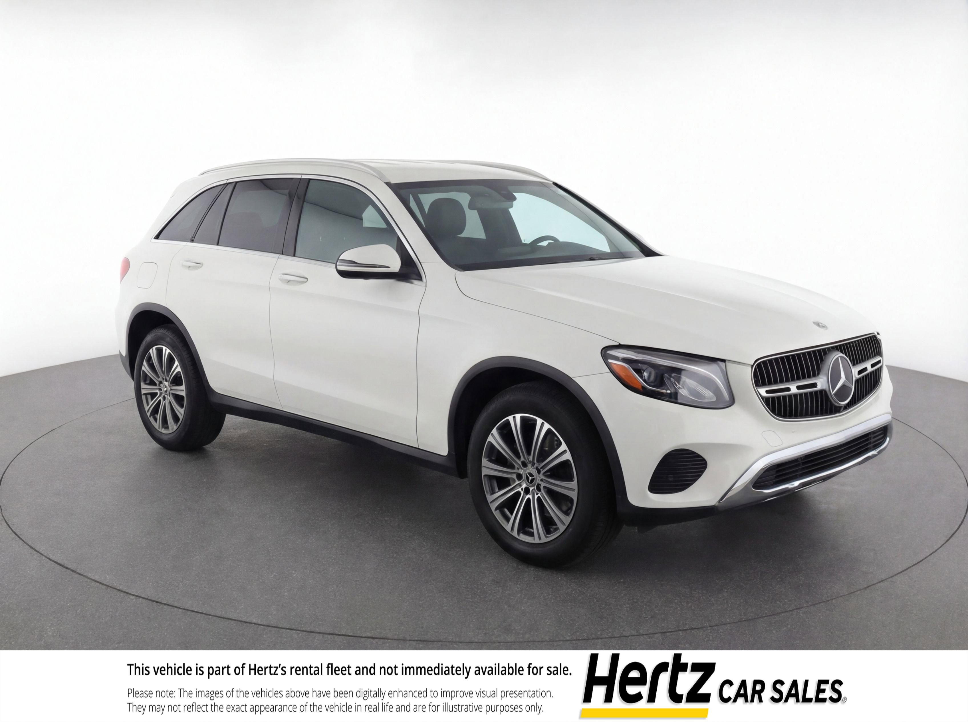 Used 2024 Mercedes-Benz GLC 300 image 1