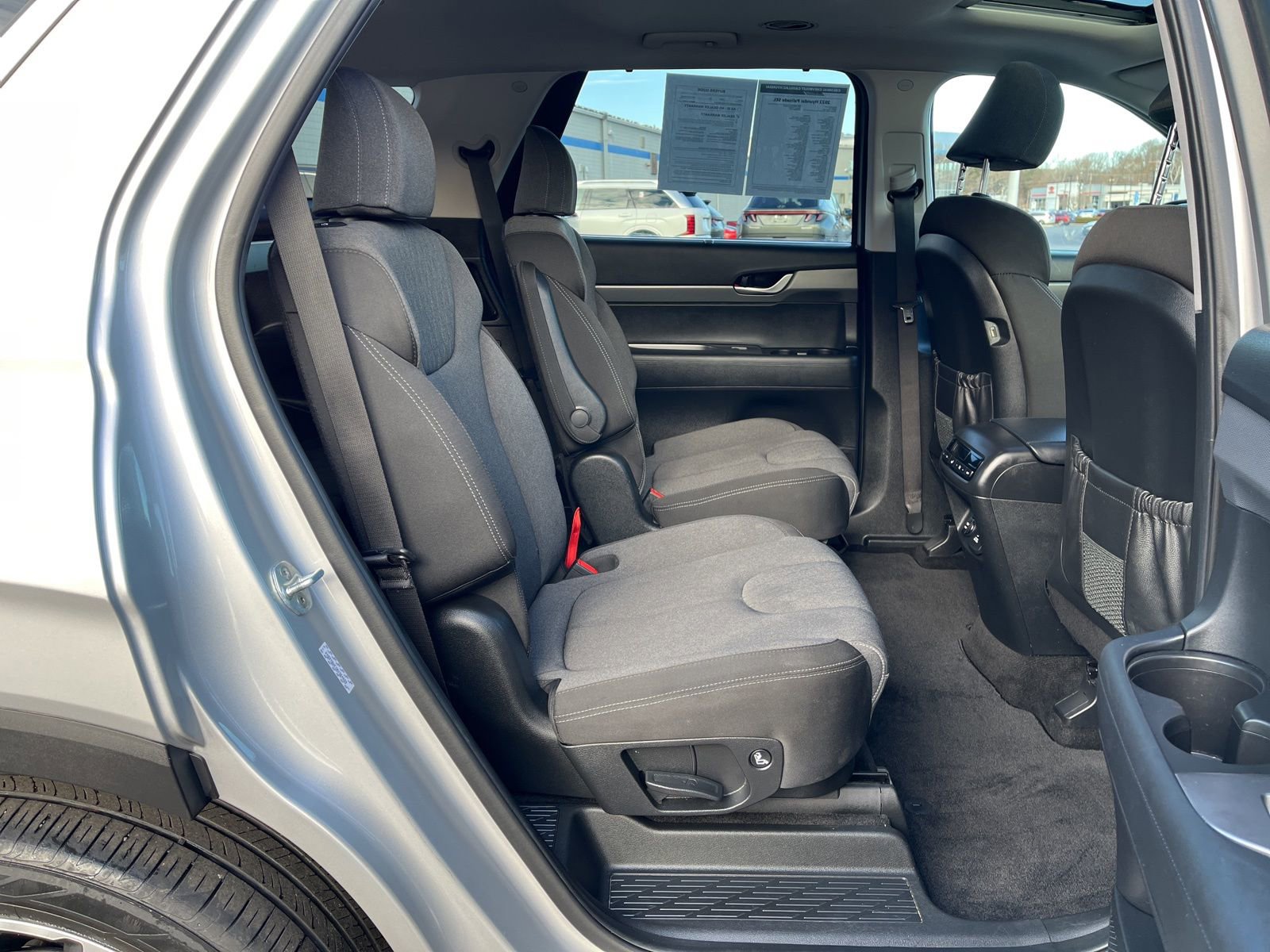 Used 2022 Hyundai Palisade SEL w/ Convenience Package image 16