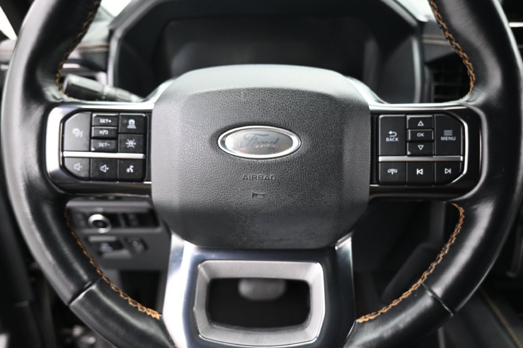 Used 2024 Ford Expedition Platinum AWD/4WD image 13