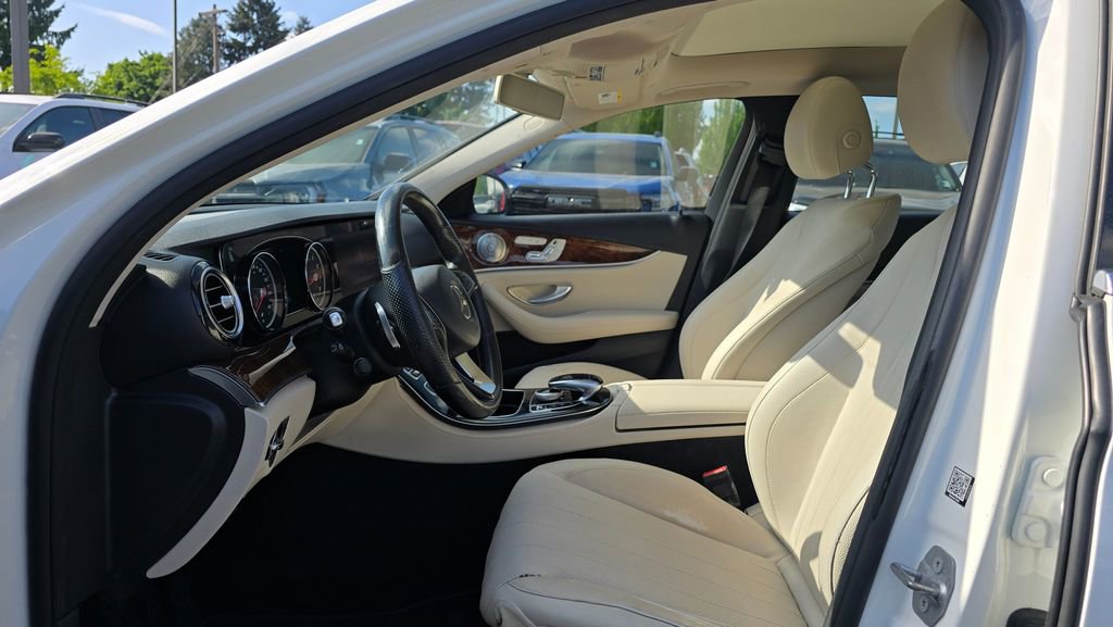 Used 2017 Mercedes-Benz E 300 4MATIC image 57