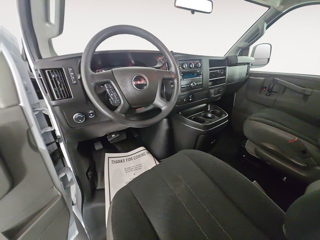 Used 2024 GMC Savana 2500 w/ Driver Convenience Package image 10