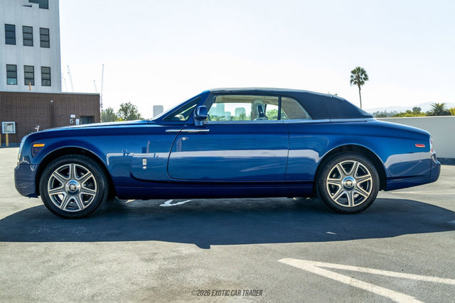 Used 2010 Rolls-Royce Phantom Drophead Coupe RWD image 15