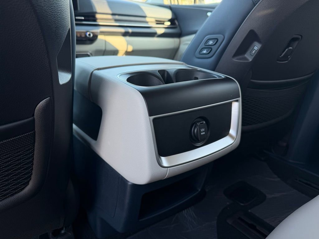 New 2026 Kia Carnival EX image 28