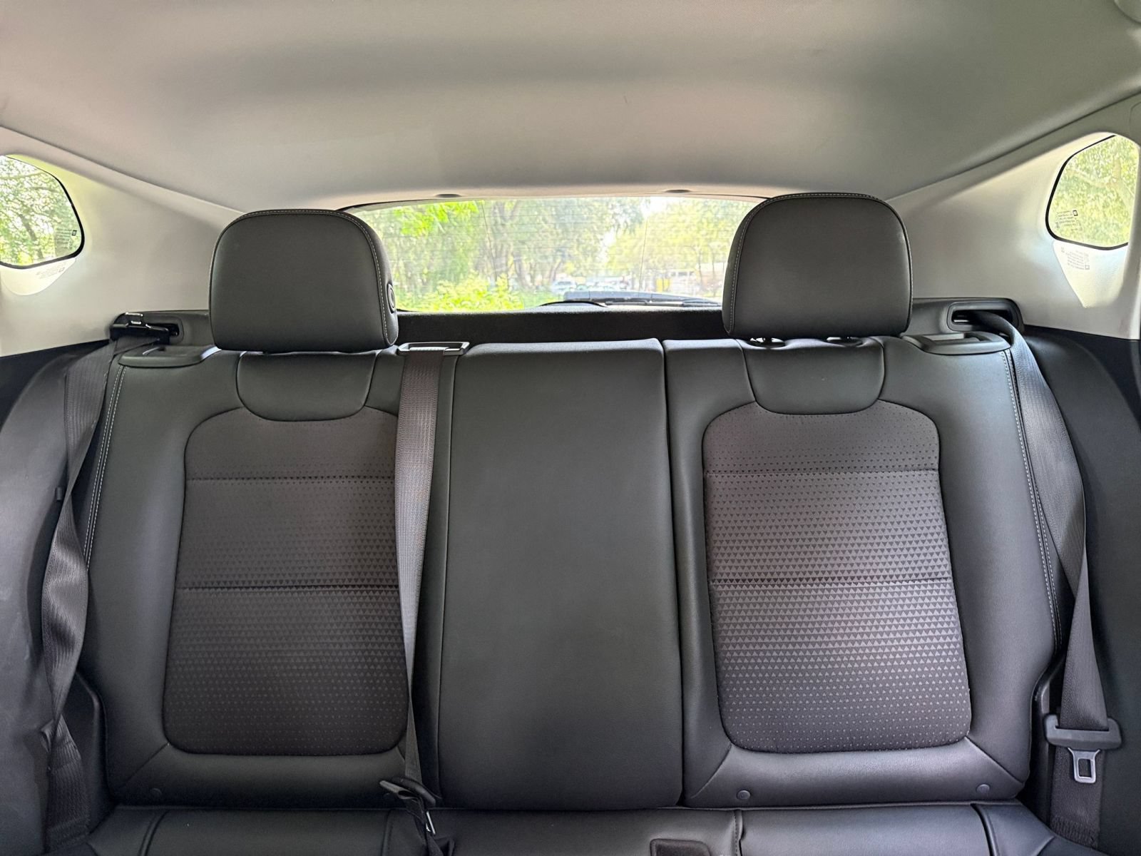 Used 2025 Chevrolet Trax LT FWD image 35