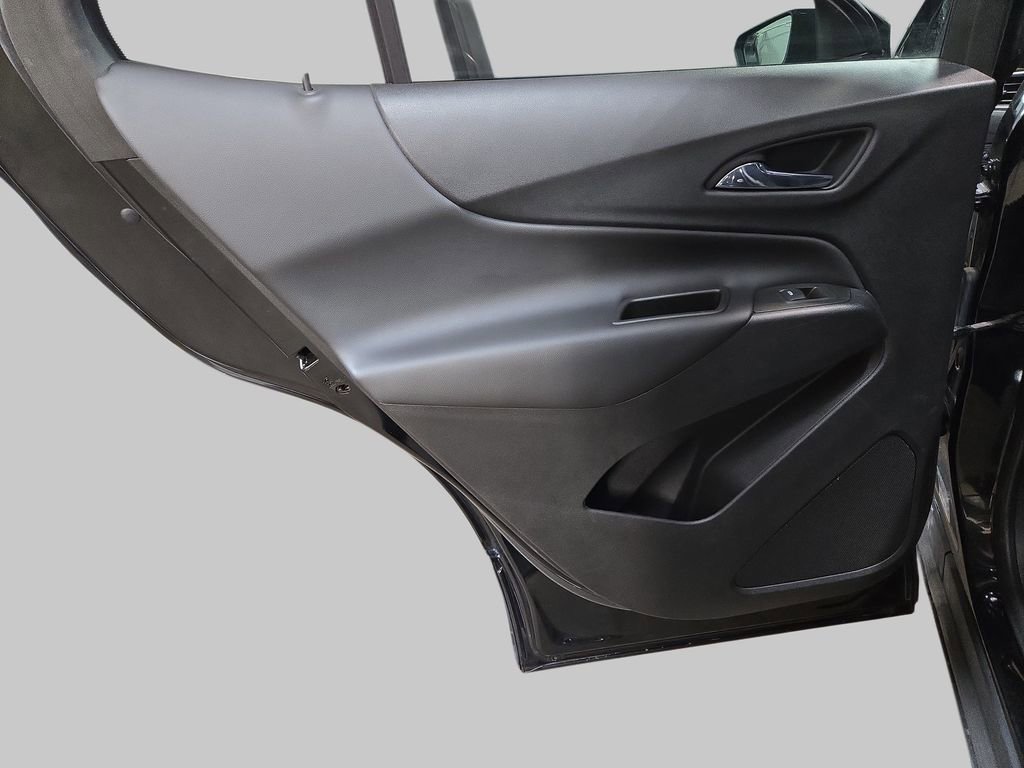 Used 2022 Chevrolet Equinox LT AWD/4WD image 17