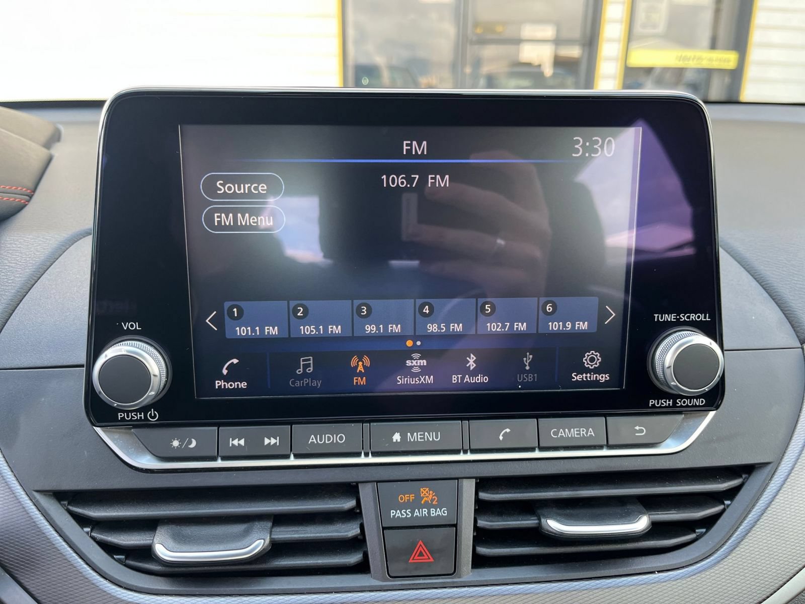 Used 2025 Nissan Altima 2.5 SR FWD image 19