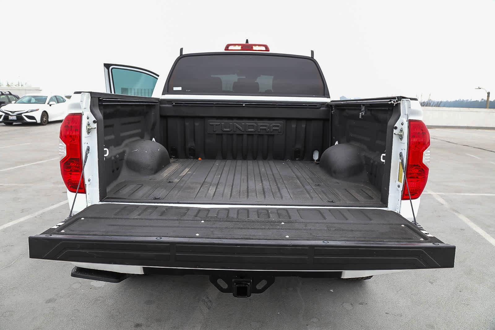 Used 2021 Toyota Tundra SR5 w/ Trail Edition image 24