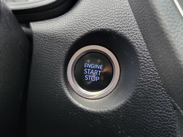 Used 2022 Toyota Corolla Cross LE FWD image 13