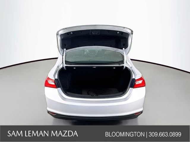 Used 2018 Chevrolet Malibu LT image 24