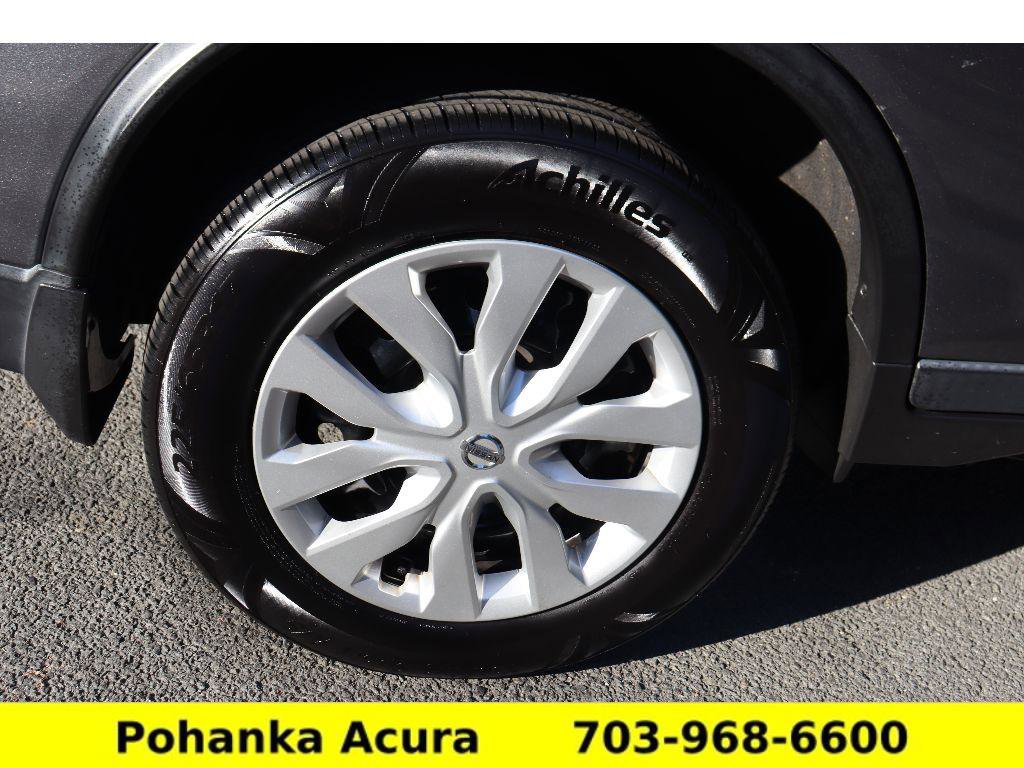 Used 2020 Nissan Rogue S image 32