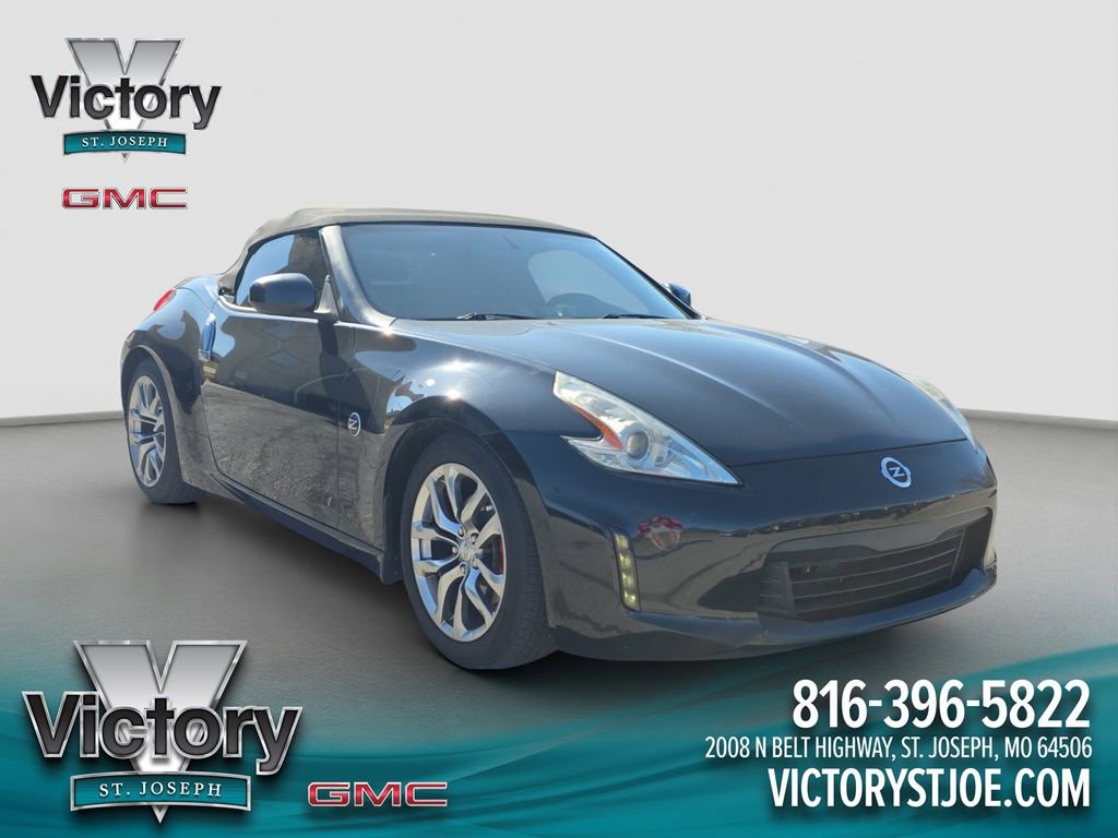 Used 2013 Nissan 370Z Roadster image 1