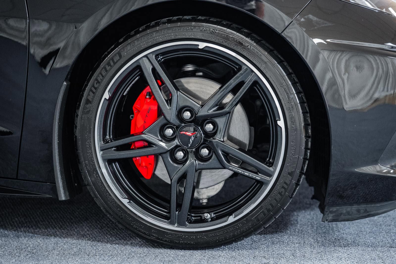 Used 2022 Chevrolet Corvette Stingray Coupe w/ 1LT image 13