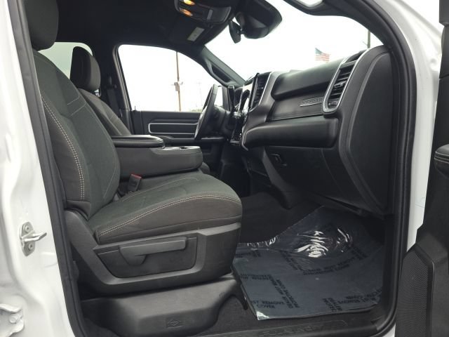 Used 2025 RAM 2500 Big Horn AWD/4WD image 30