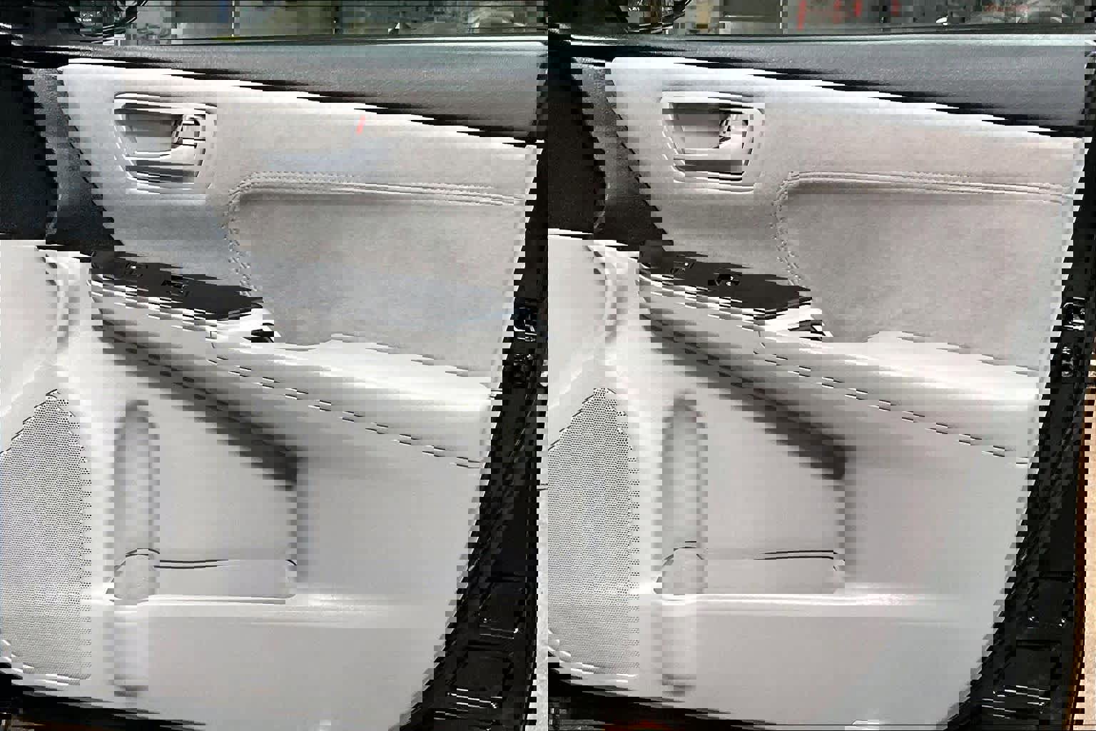 Used 2015 Toyota Camry XSE image 21