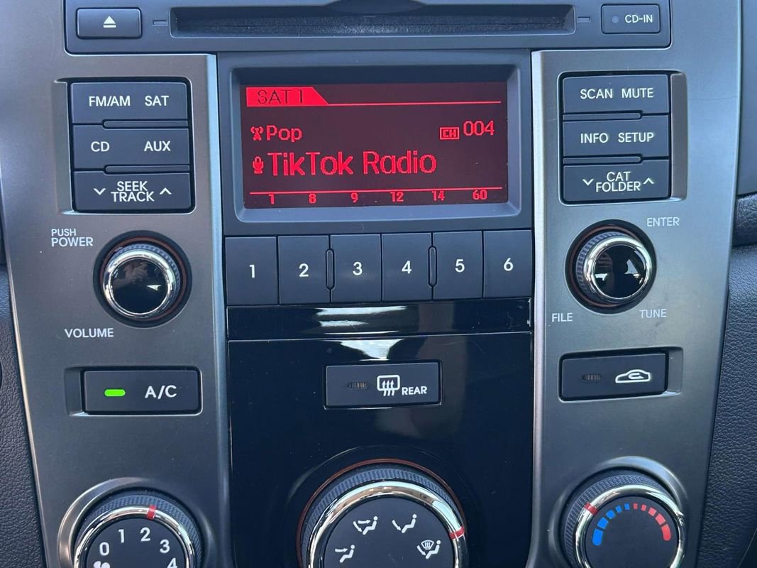 Used 2013 Kia Forte SX w/ Leather Pkg image 26