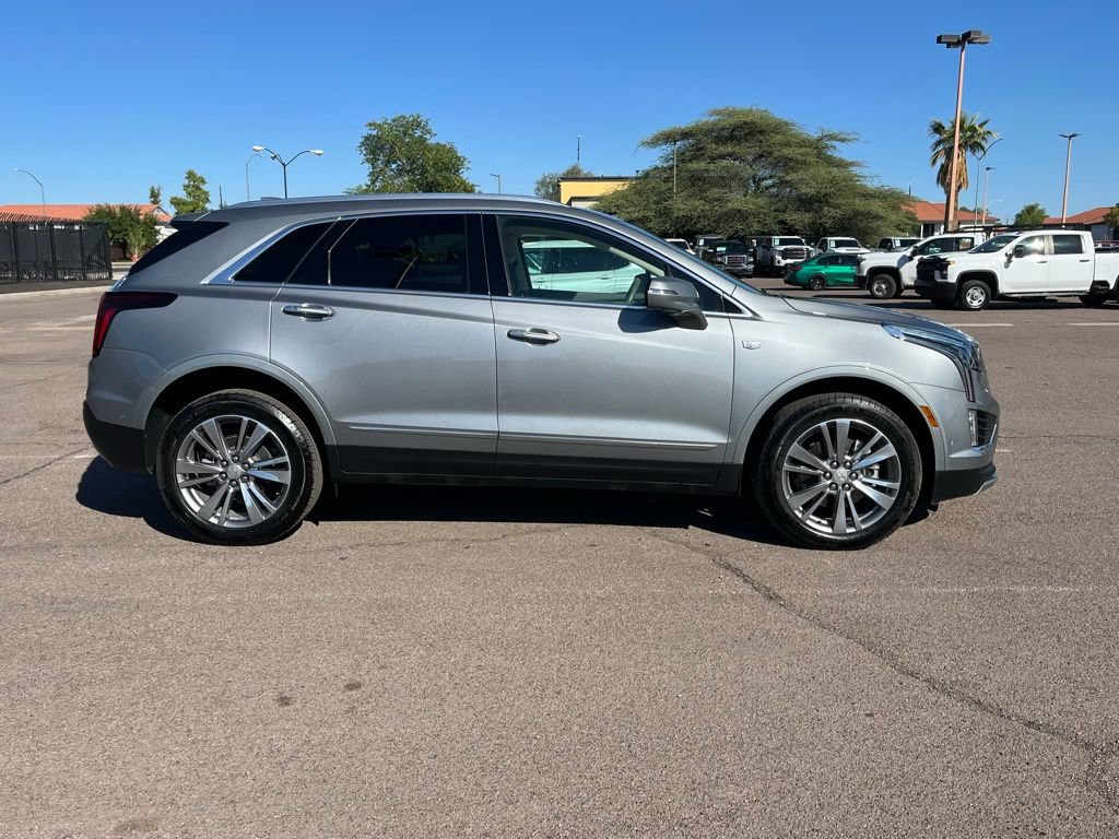 Used 2024 Cadillac XT5 Premium Luxury w/ Technology Package FWD image 11
