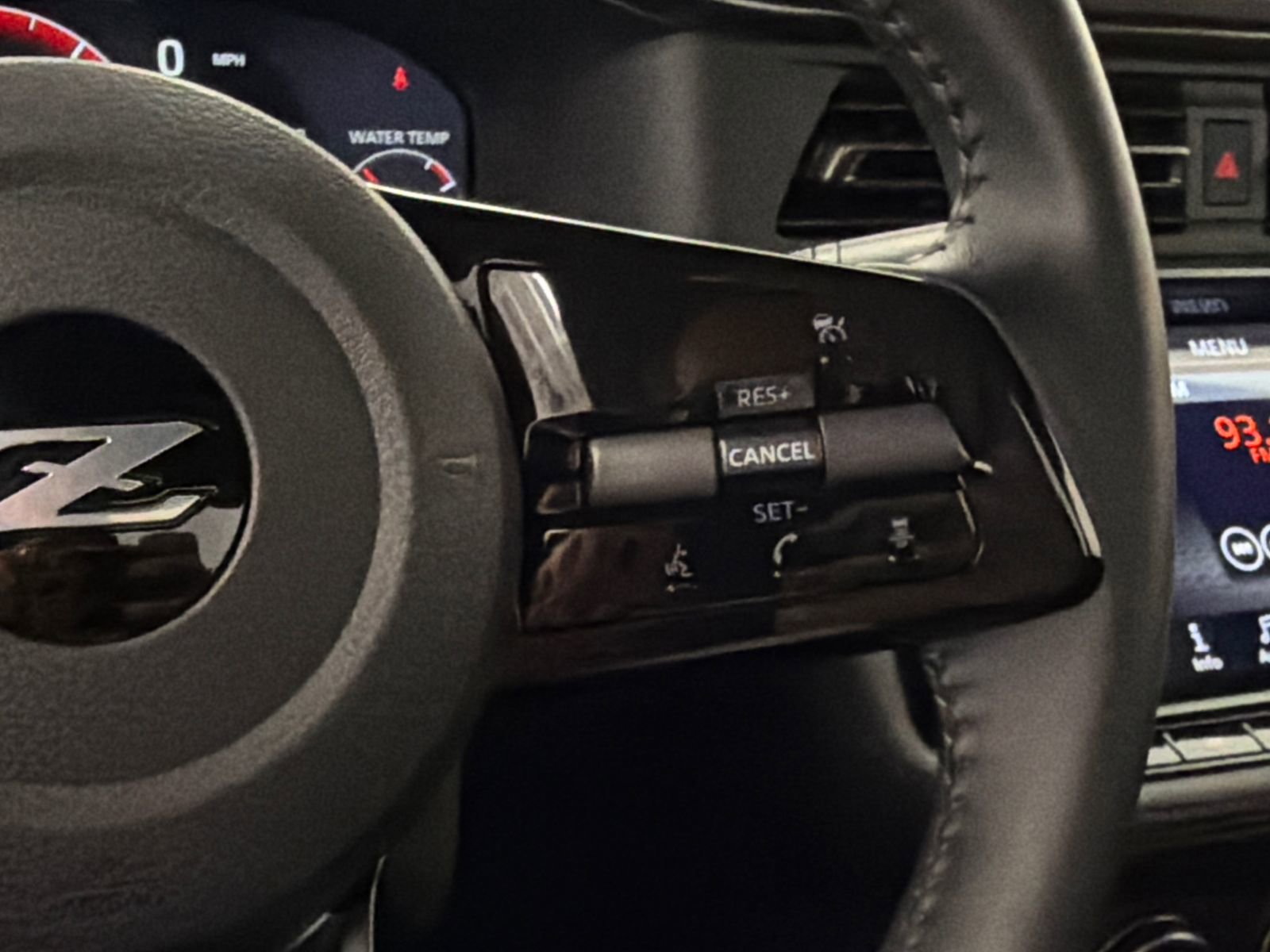 Used 2024 Nissan Z Performance w/ Heritage Edition image 22